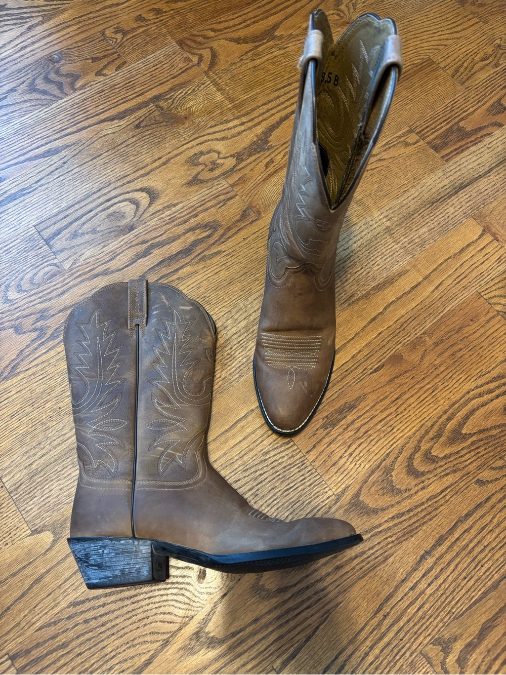 Ariat Women’s Brown Leather Western Cowboy Boots Size 8.5B